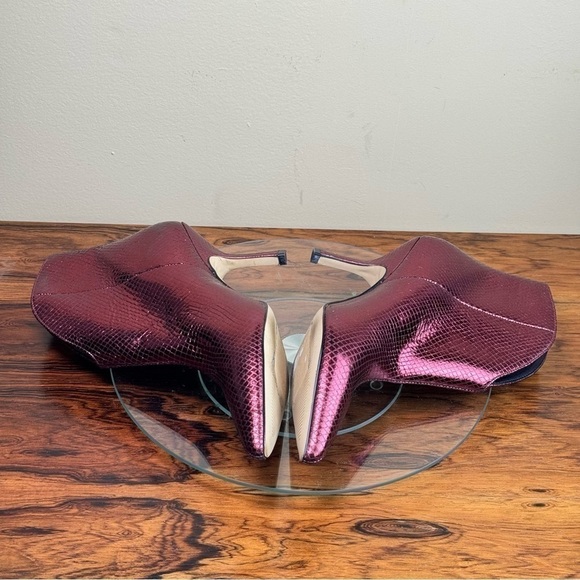 Marc Fisher Haylien Pointy Toe Bootie - Picture 13 of 15